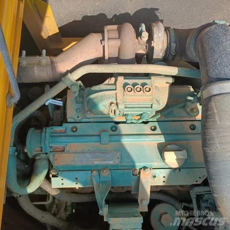 Volvo EC 140 Excavatoare pe șenile
