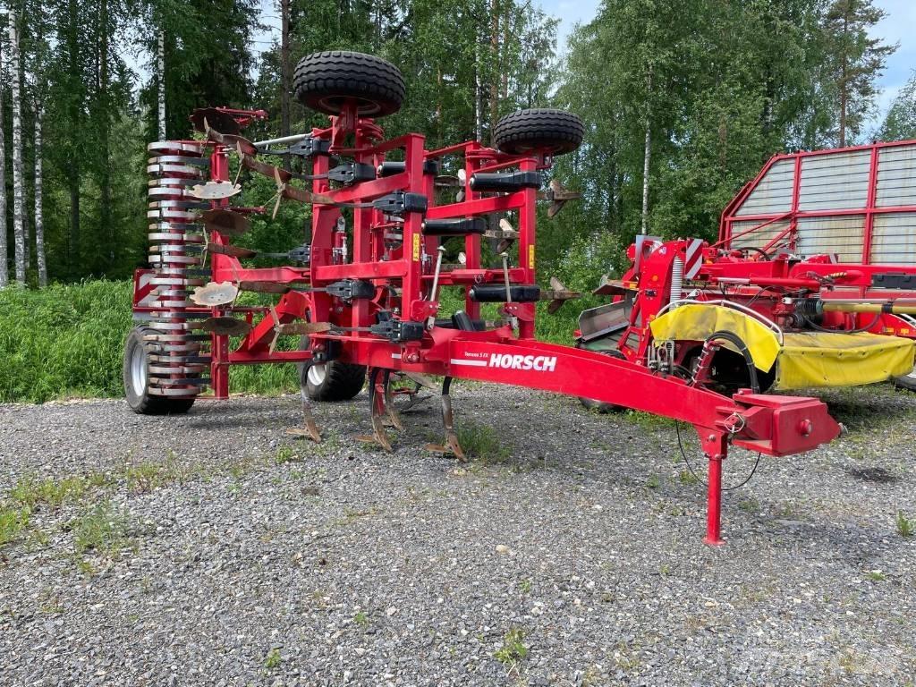 Horsch Terrano 5 FX Cultivatoare