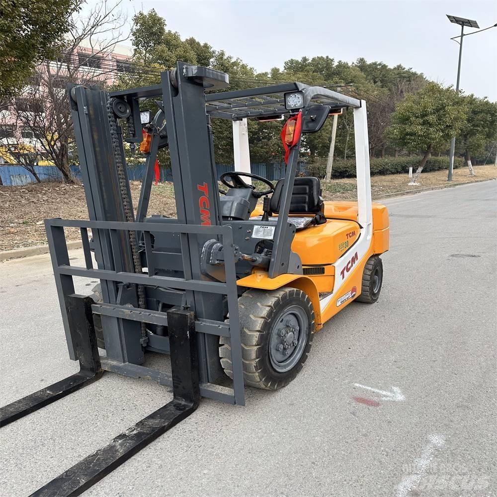 TCM FD30ZT Stivuitor diesel