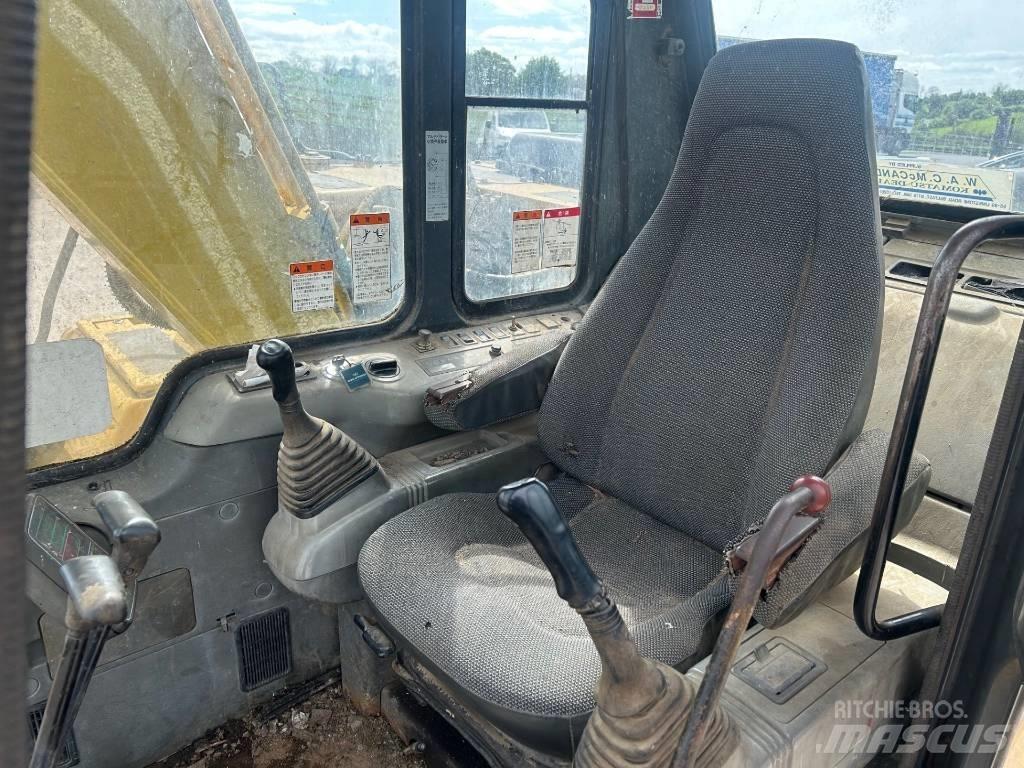 Komatsu PC 130-6K Excavatoare pe șenile
