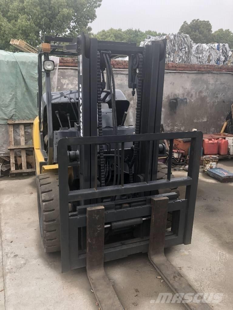 Komatsu 5 Ton Stivuitor diesel