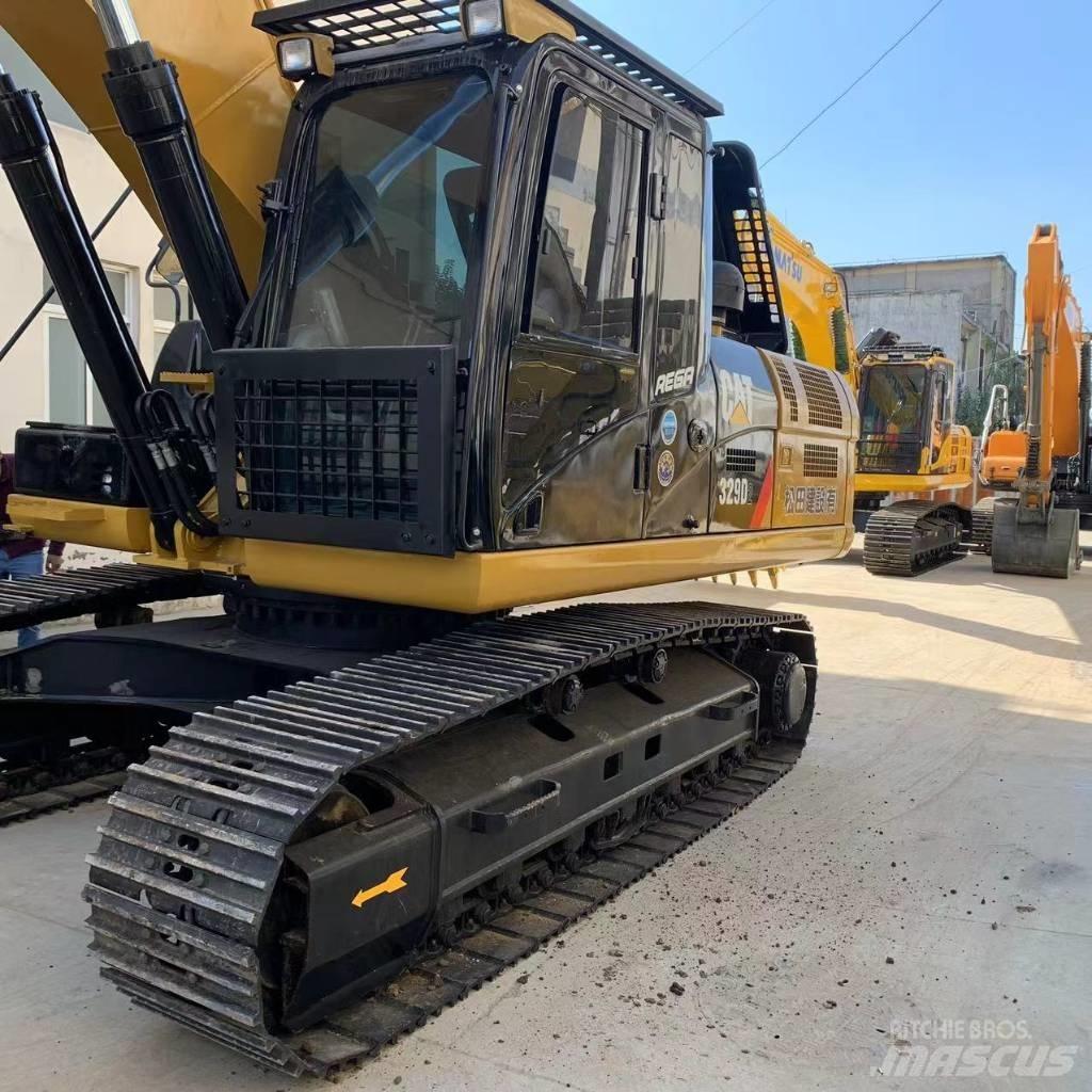 CAT 329E Excavatoare pe șenile
