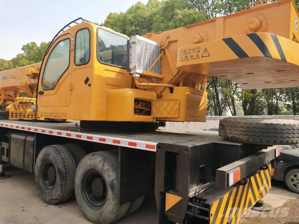 XCMG QY 50 K Macara teren accidentat