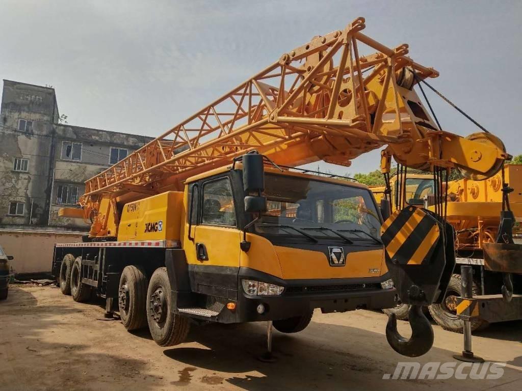 XCMG QY 50 K Macara teren accidentat