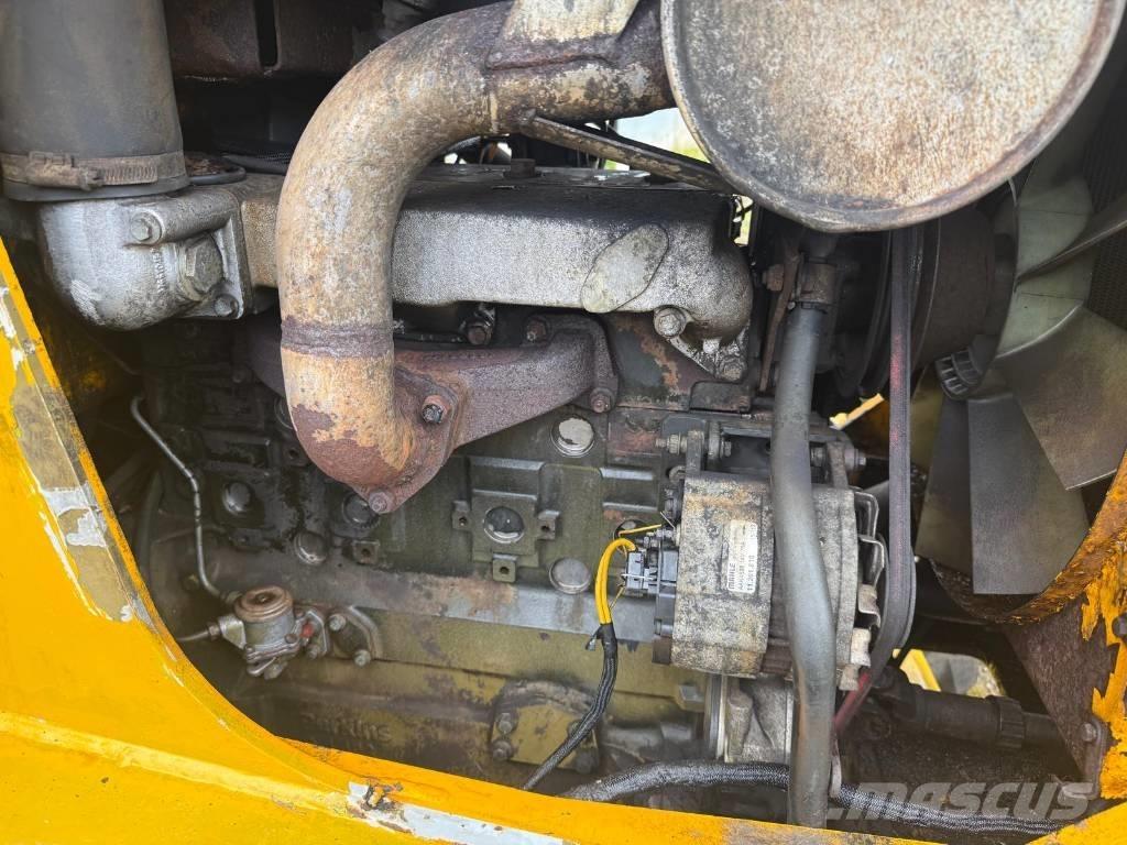 JCB 3 CX SM Buldoexcavatoare