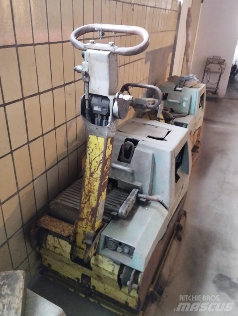 Ammann AVH 8020 Vibratoare