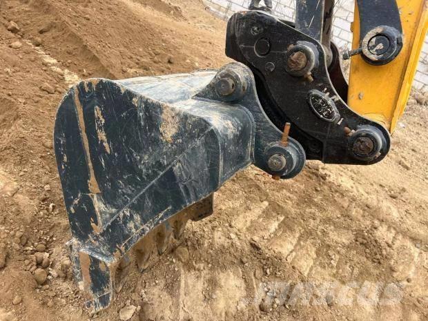 Hyundai 60 W VS Mini excavatoare < 7t