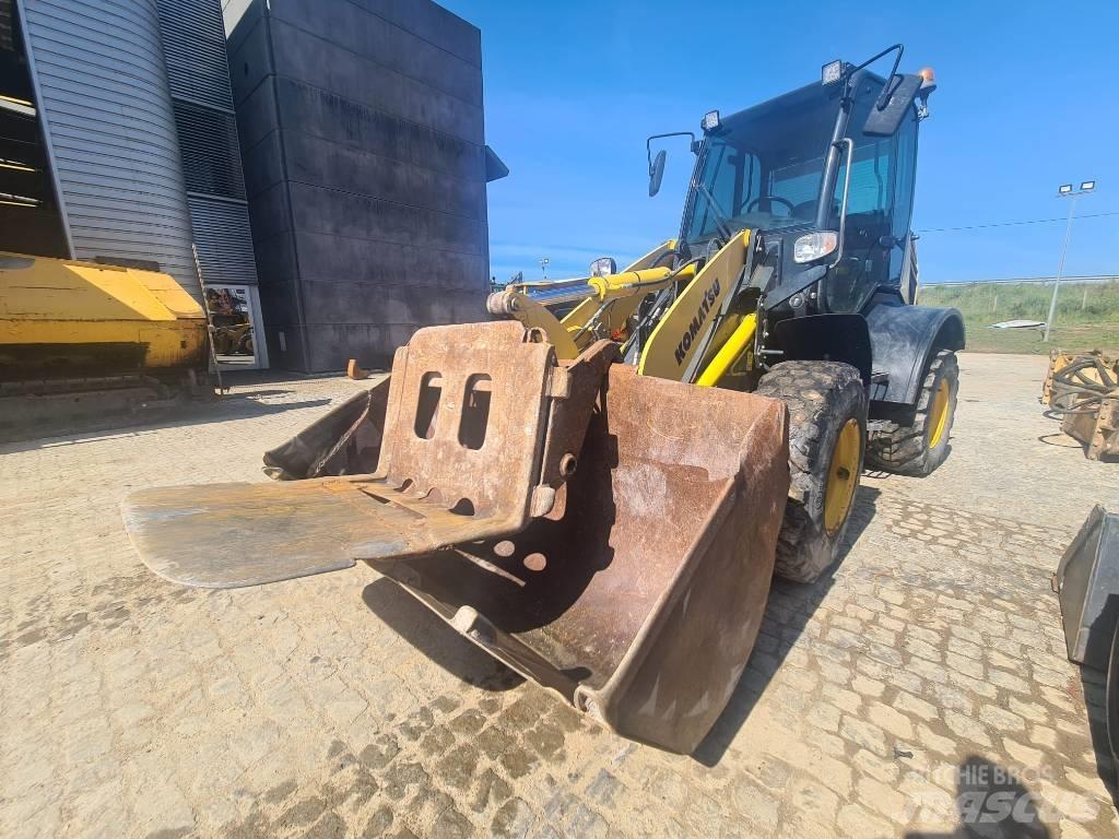 Komatsu WA 100 M Incarcator pe pneuri