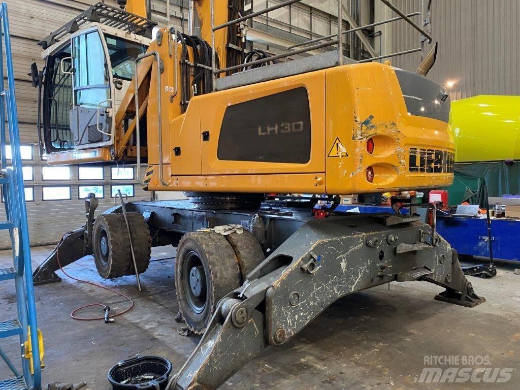 Liebherr LH 30 M Paleta de manipulare