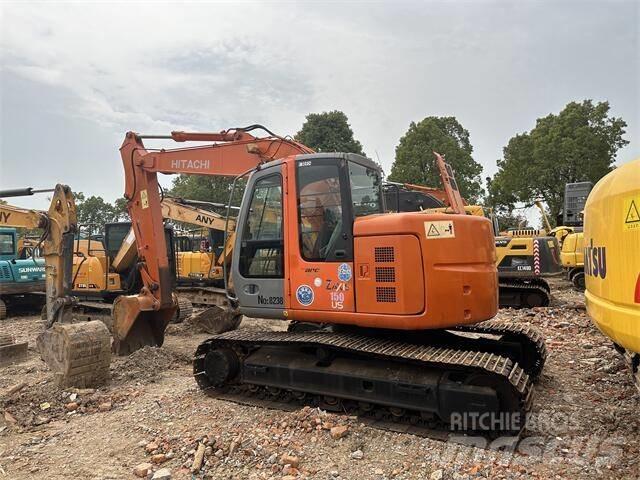 Hitachi ZX138 Excavatoare pe șenile
