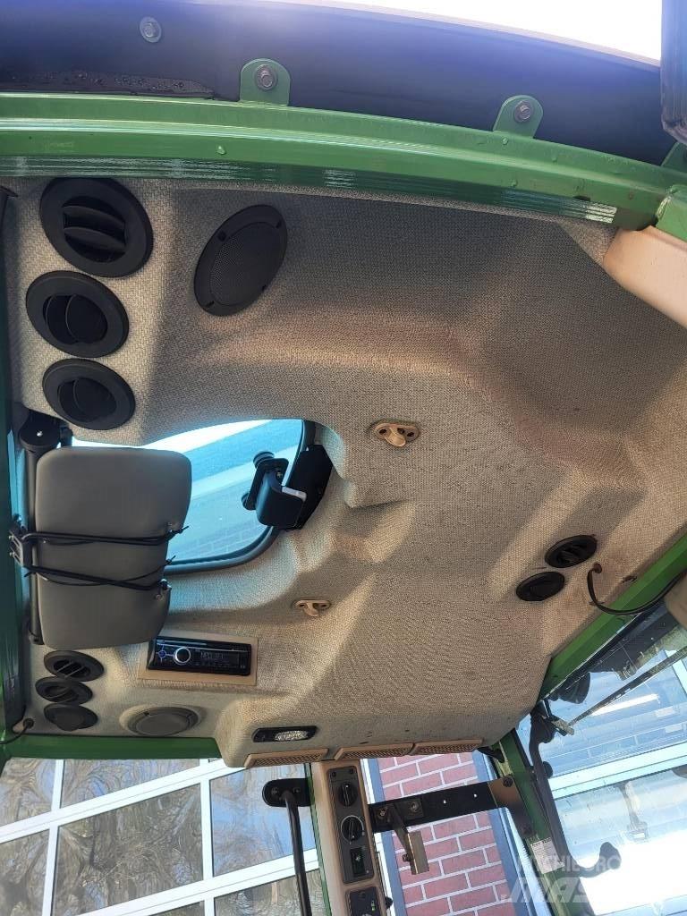 Fendt 211 Vario TMS Tractoare