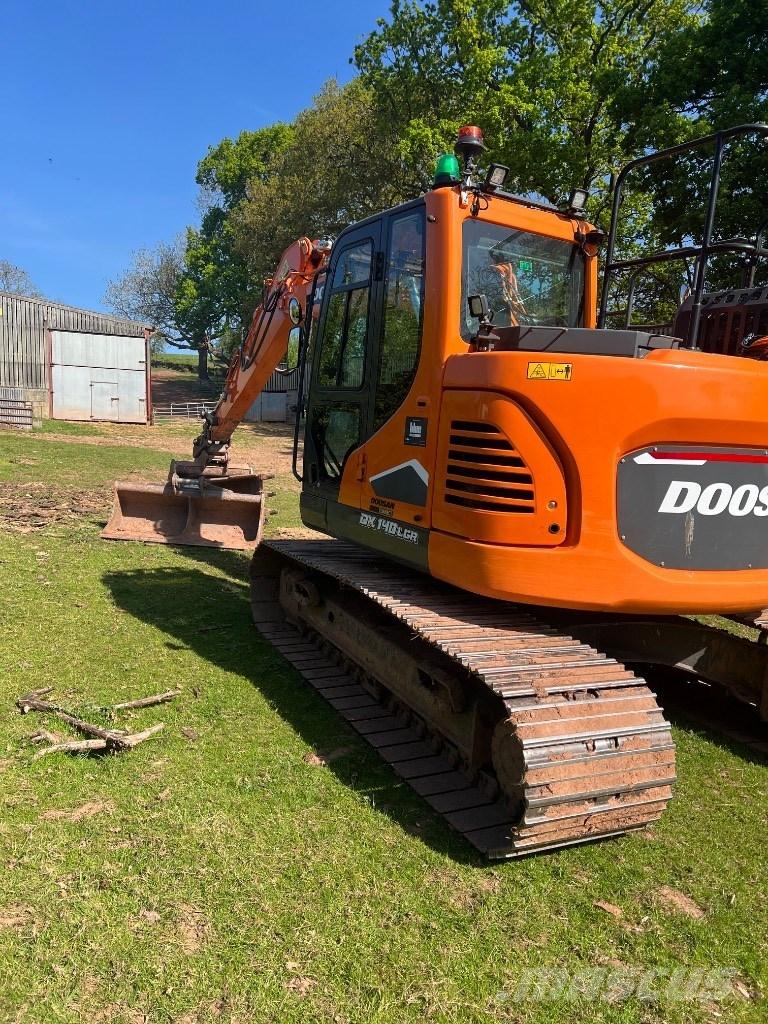 Doosan DX 140 LCR-7 Excavatoare pe șenile
