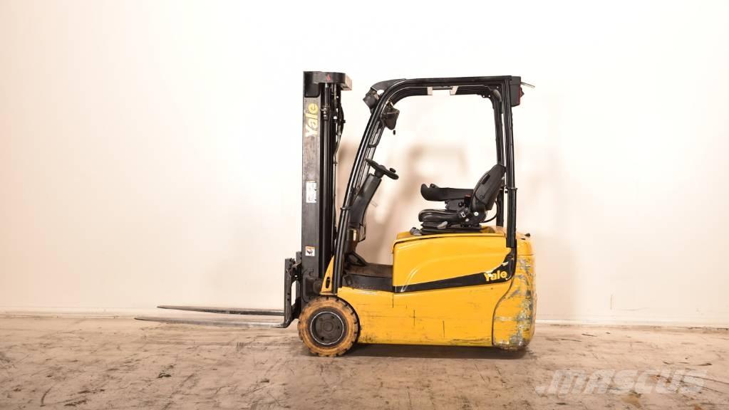 Yale ERP 16 VT Stivuitor electric