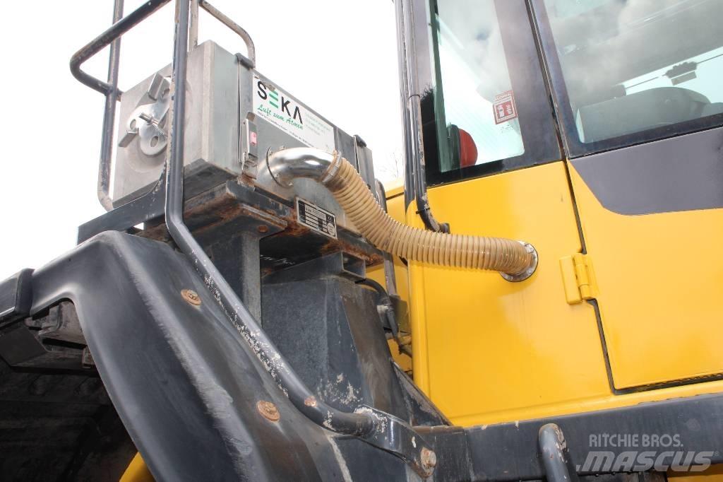 Komatsu WA 470-7 Incarcator pe pneuri