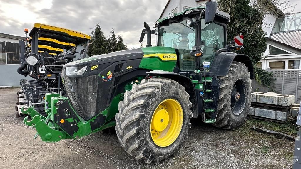 John Deere 8R 340 Tractoare
