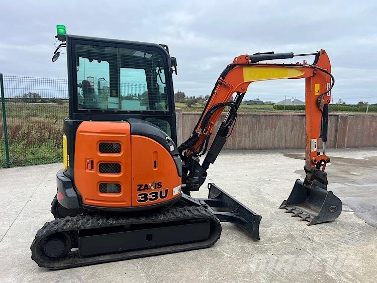 Hitachi ZX33U-5CLR Mini excavatoare < 7t