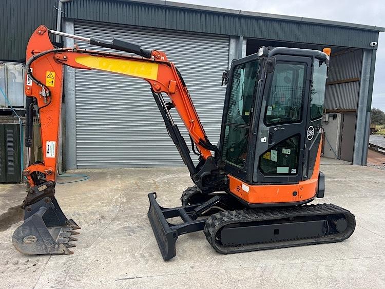 Hitachi ZX33U-5CLR Mini excavatoare < 7t