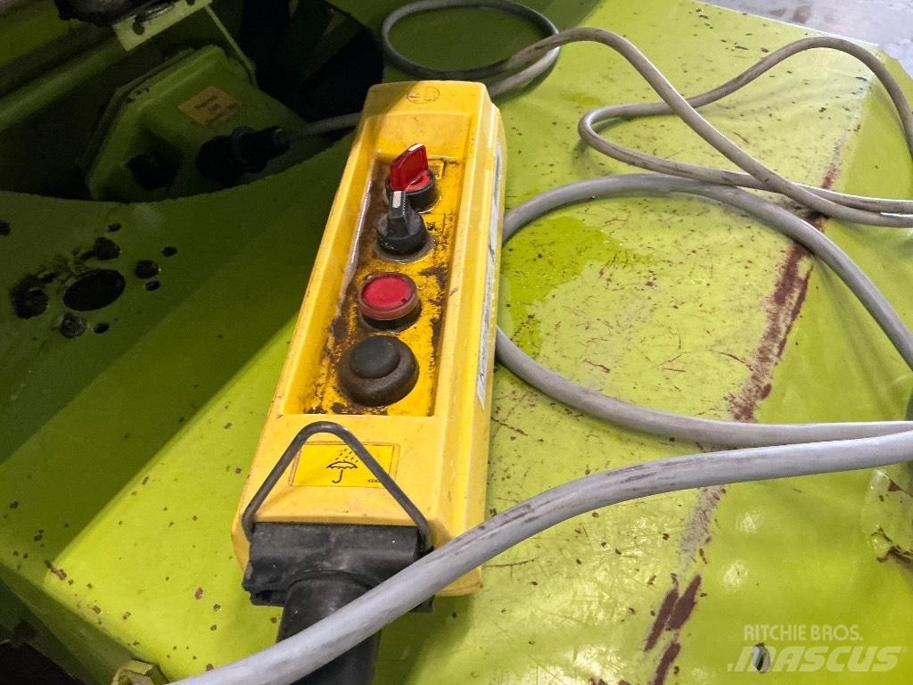CLAAS Rollant 240 Masina de balotat cilindric