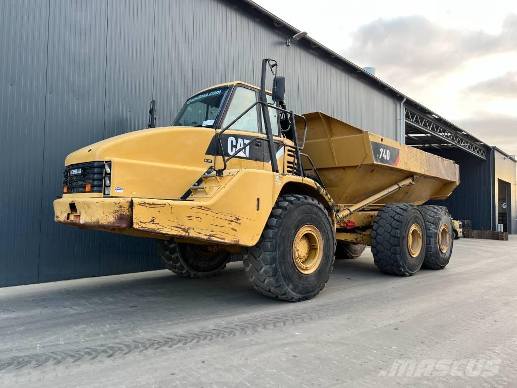CAT 740 Transportoare articulate