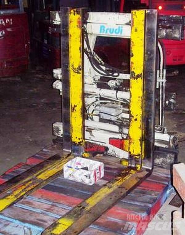  Twin pallet handler Transpaleta electica cu furca