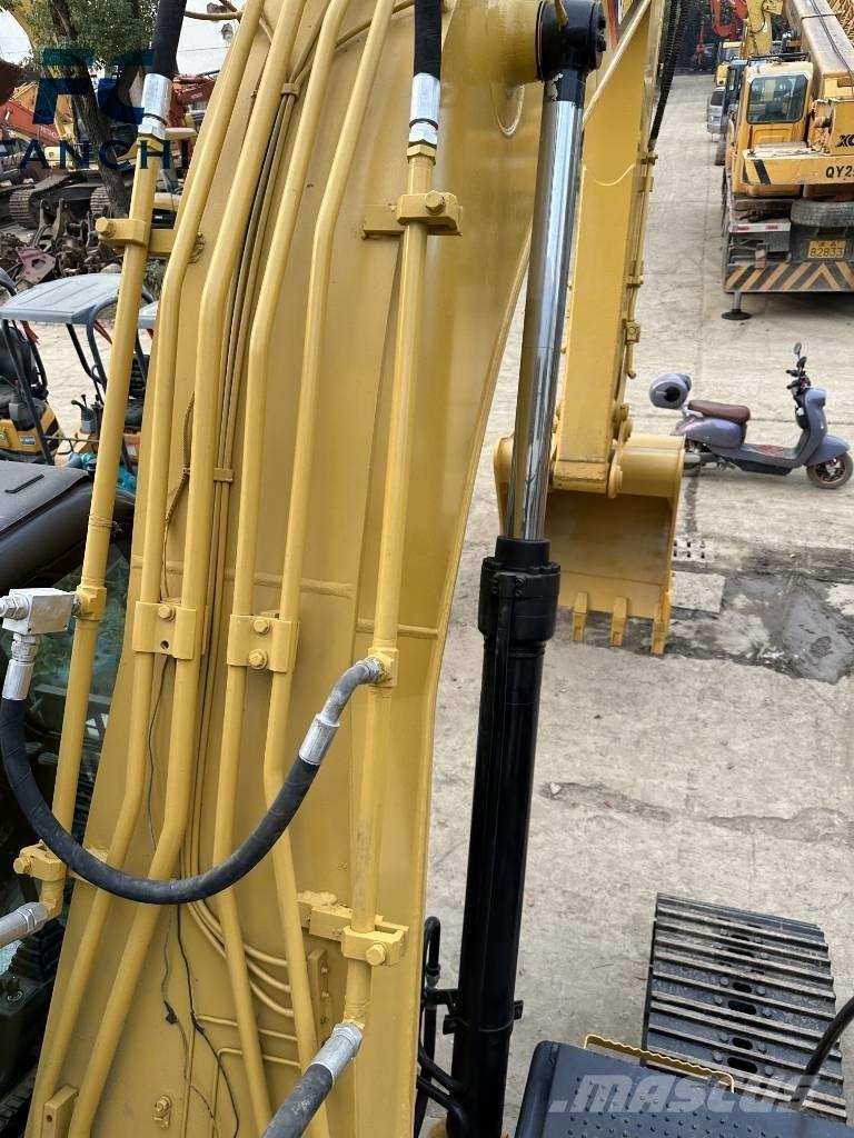 CAT 320 D Excavatoare pe șenile
