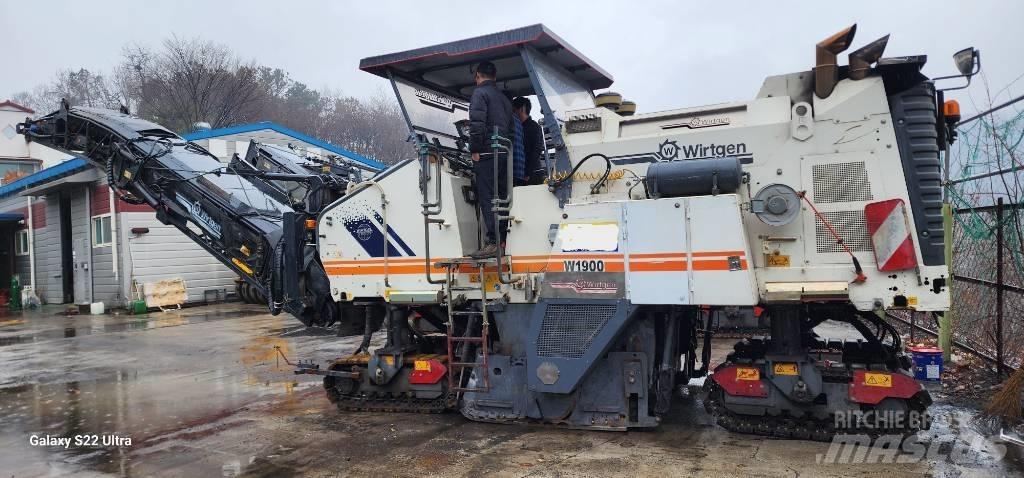 Wirtgen W1900 Utilaje asfalt cu freze reci