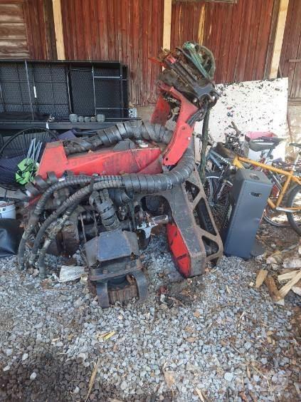 Komatsu C123 Capete pentru culegatoare