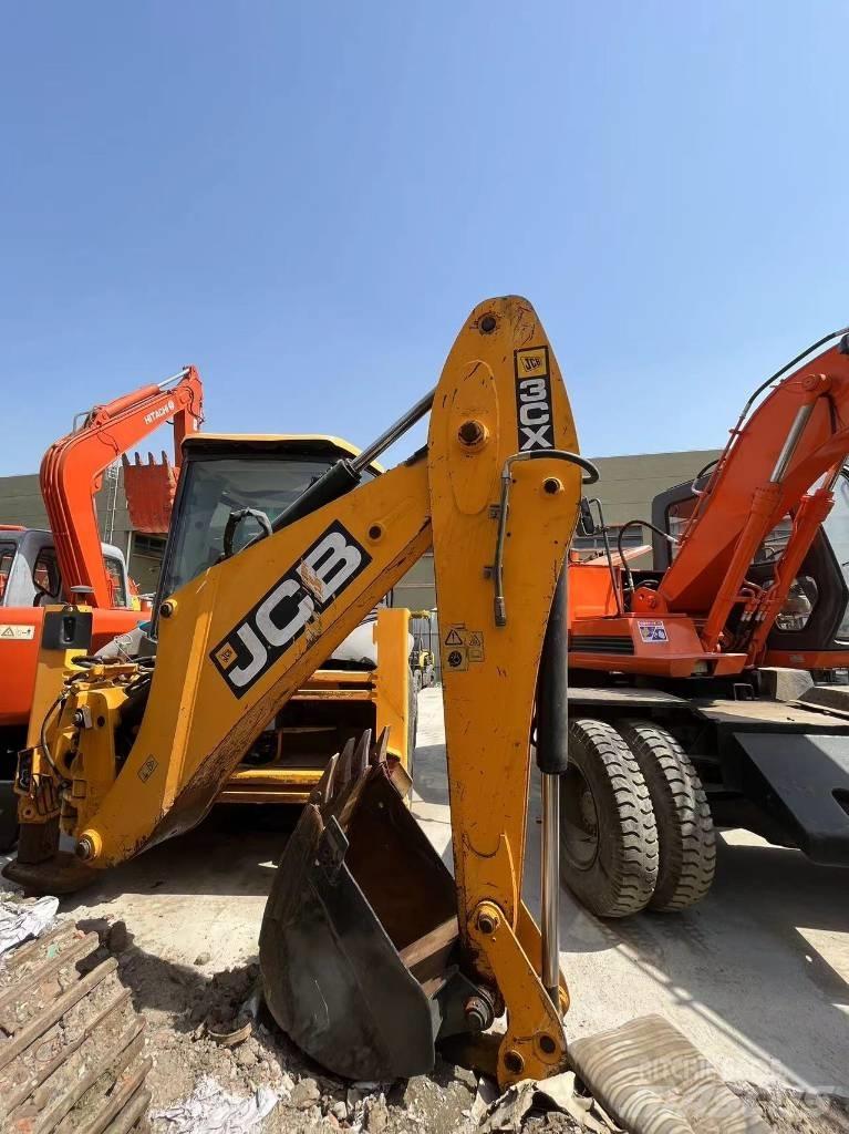 JCB 3 CX Buldoexcavatoare