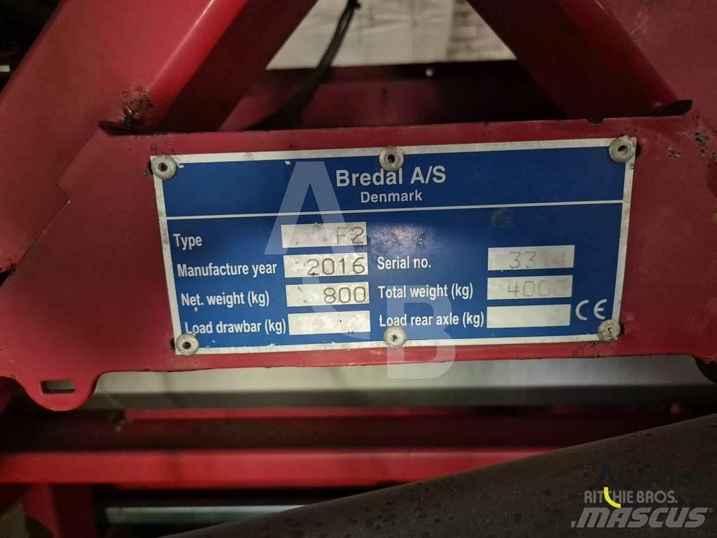 Bredal F 2 Împrastierea mineralelor