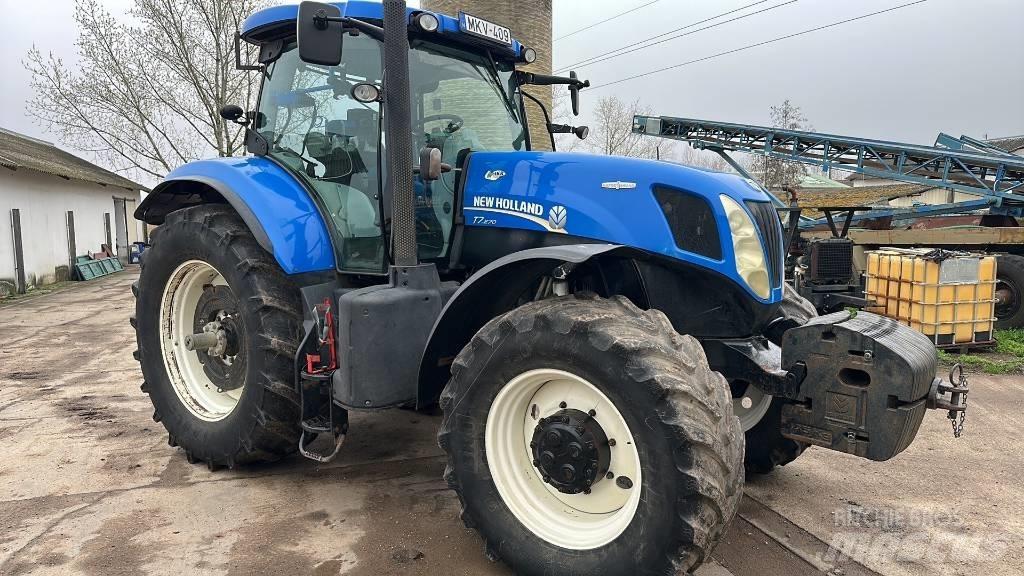 New Holland T 7.270 Tractoare