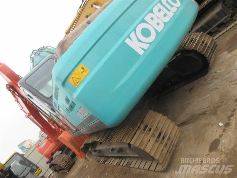 Kobelco SK200-8 Excavatoare pe șenile
