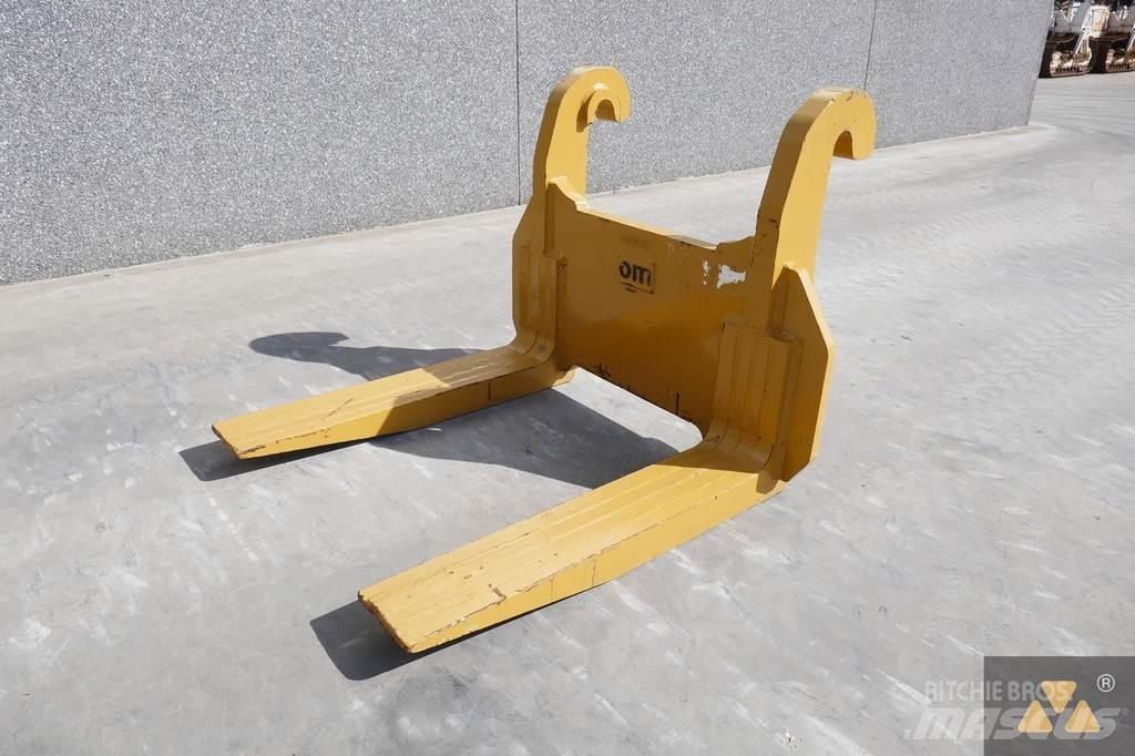 OM Forks Cat 980H Transport - Altele