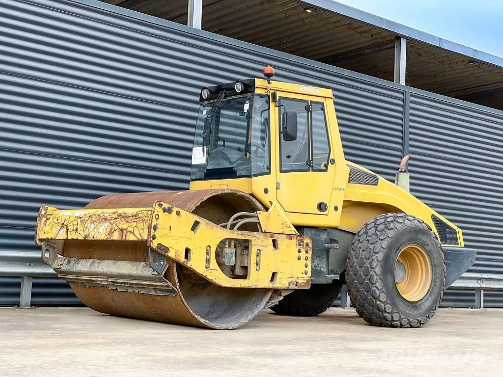 Bomag BW 213 DH-4 Compactoare monocilindrice
