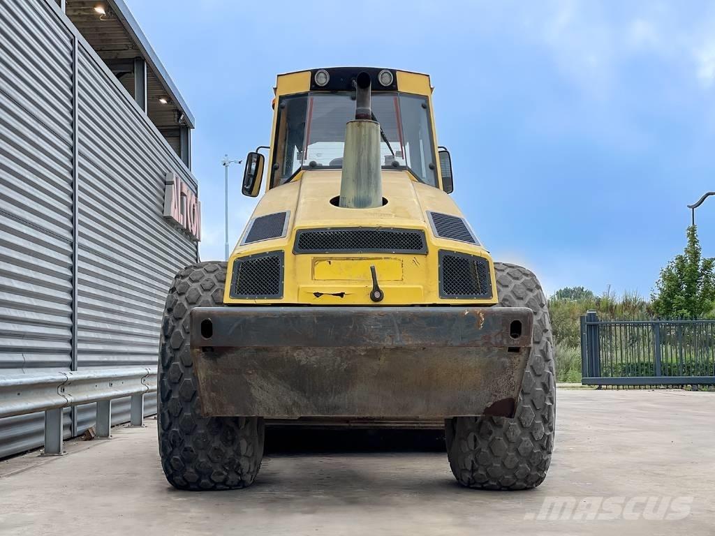 Bomag BW 213 DH-4 Compactoare monocilindrice