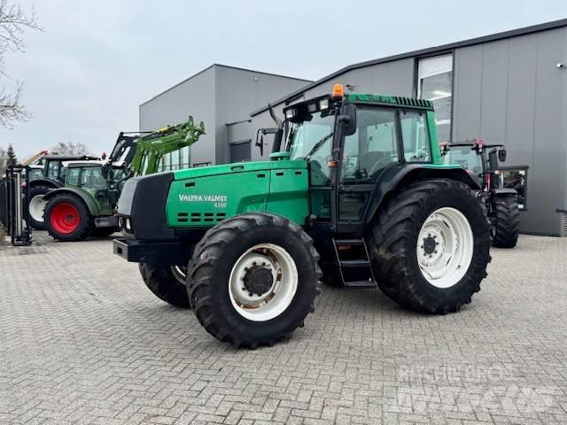 Valtra 8350 Hitech Tractoare