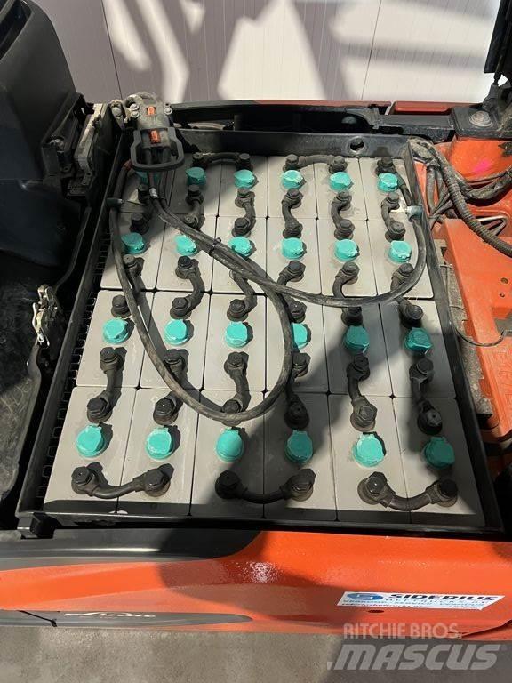Linde E16-02 Stivuitor electric