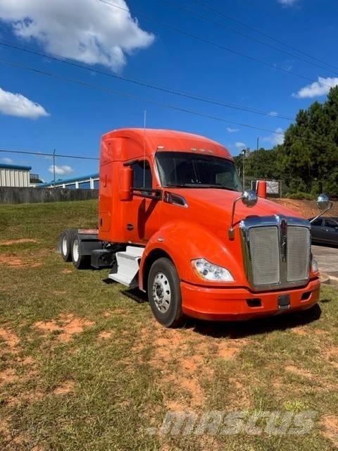 Kenworth T 680 Autotractoare