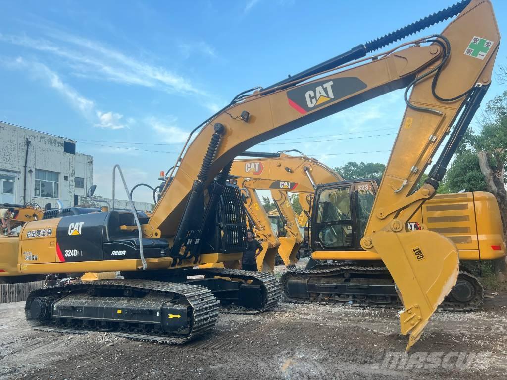 CAT 324 D2L Excavatoare pe șenile
