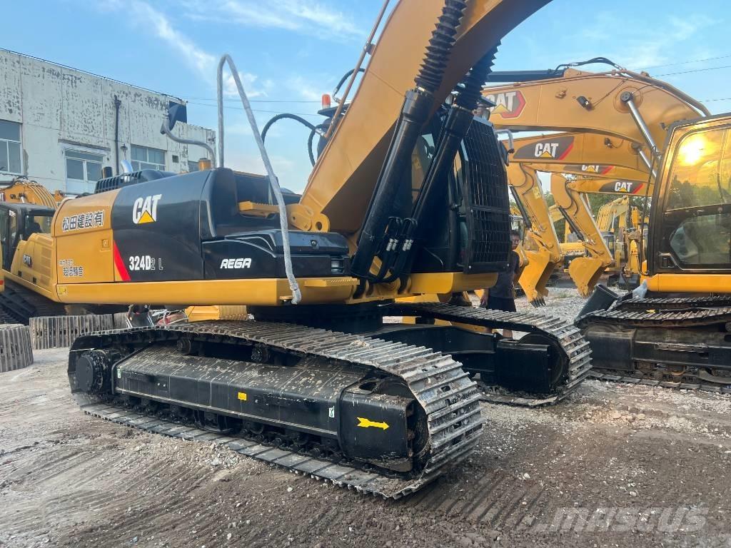 CAT 324 D2L Excavatoare pe șenile
