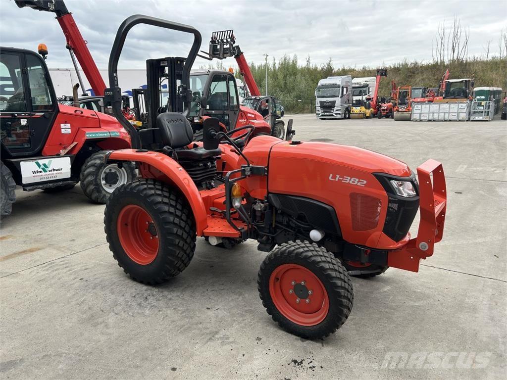 Kubota L1-382 (7325) Tractoare compacte