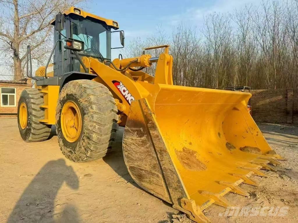 XCMG LW 500 F N Incarcator pe pneuri