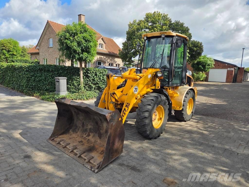 JCB 407B Super Incarcatoare multifunctionale