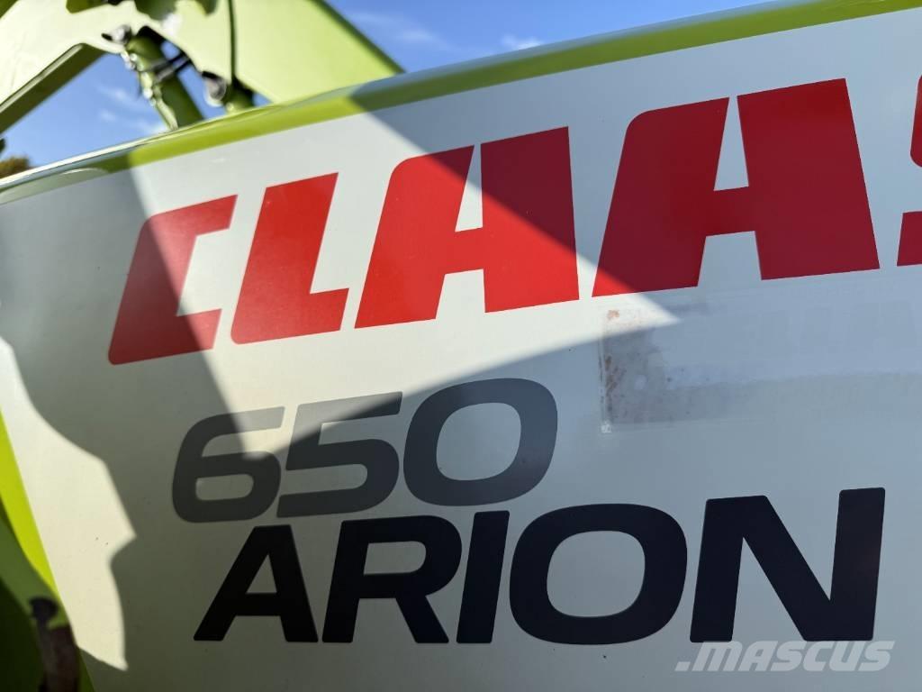 CLAAS Arion 650 Tractoare