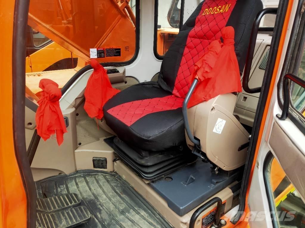 Doosan DH225LC-7 Excavatoare pe șenile
