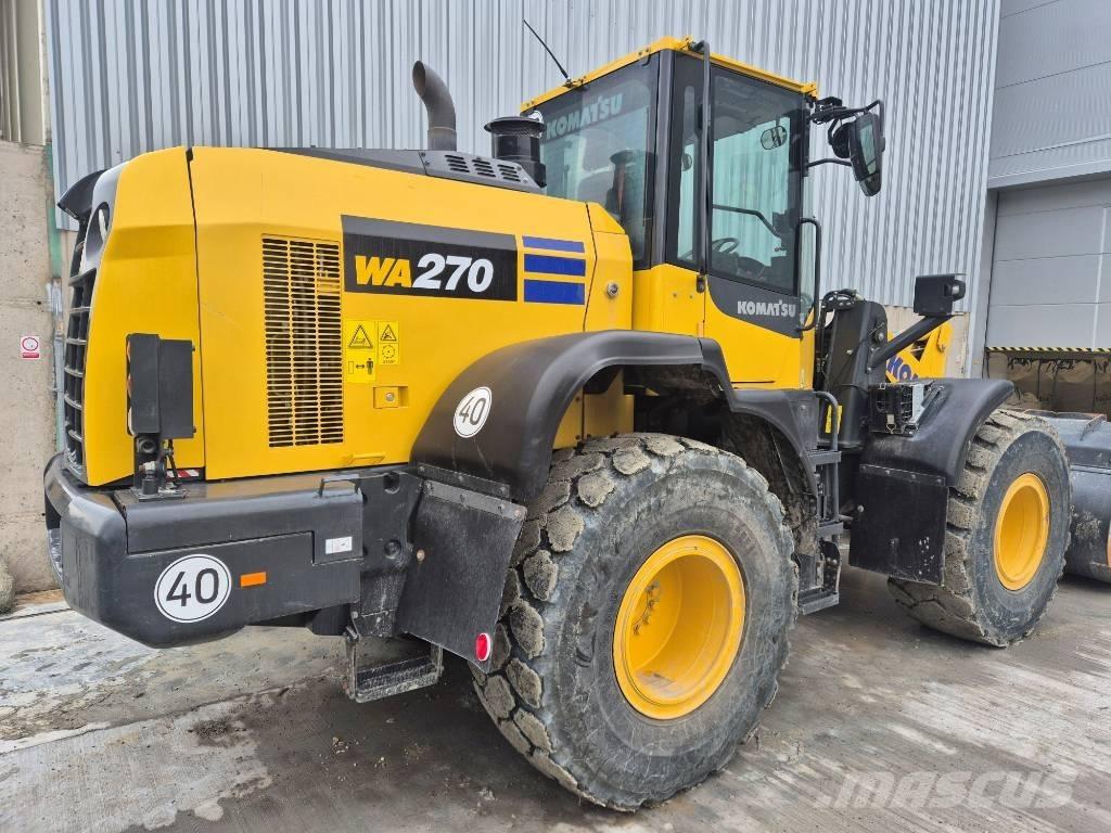 Komatsu WA 270-8 Incarcator pe pneuri