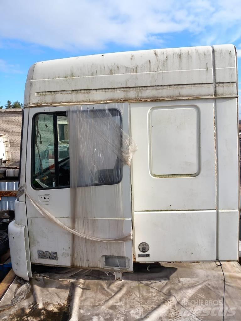 DAF XF105.460 Cabine si interior