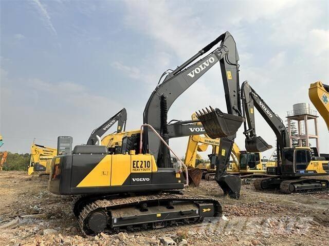 Volvo EC210B Excavatoare pe șenile
