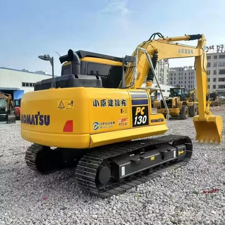 Komatsu PC130 Excavatoare pe șenile
