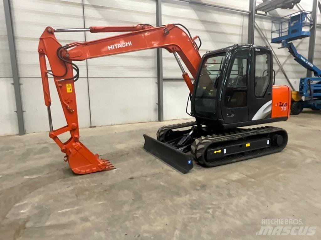 Hitachi ZX 70 Excavatoare 7t - 12t