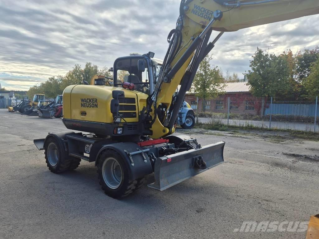 Wacker Neuson EW100 Excavatoare cu roti